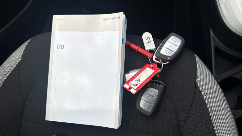 Hyundai i10 1.2 MPi Premium 5dr Petrol Hatchback